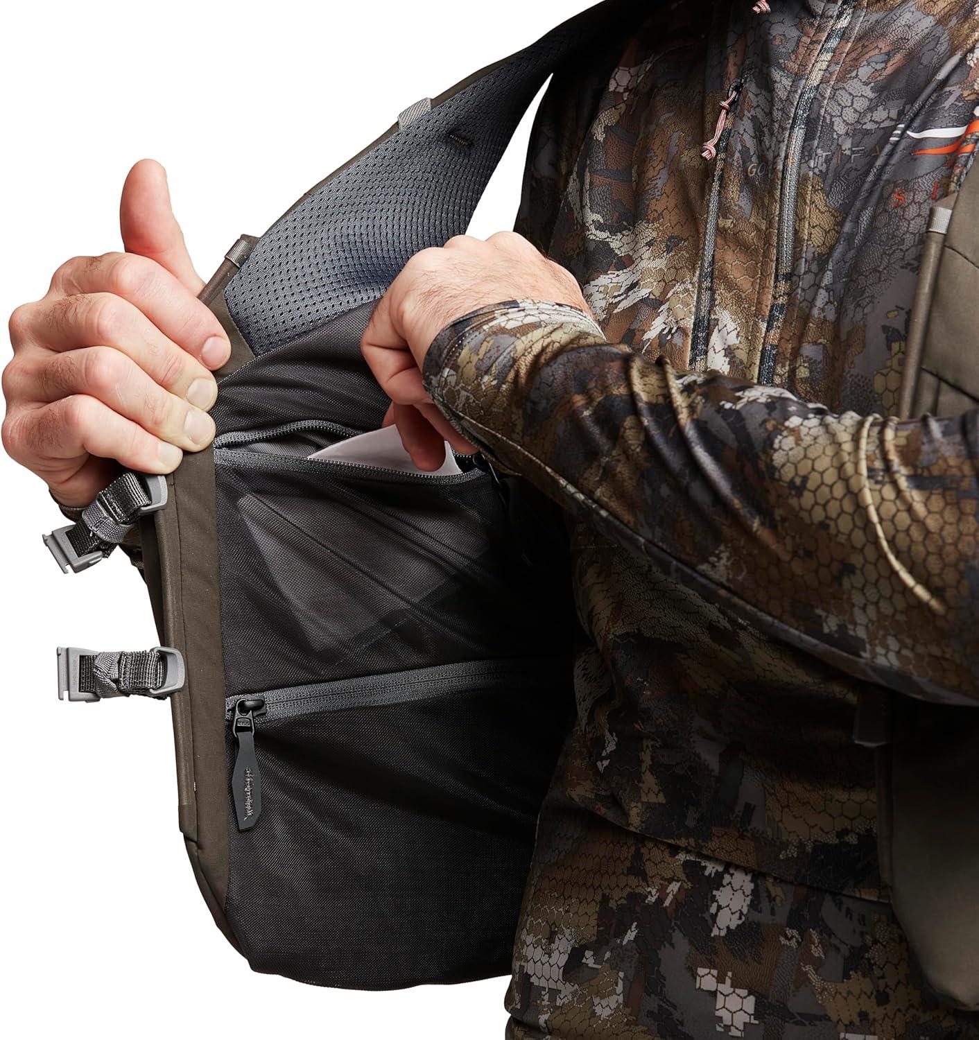 image:imageSITKA Gear Mens Equinox Turkey Ergonomic Adjustable Hunting VestEarth